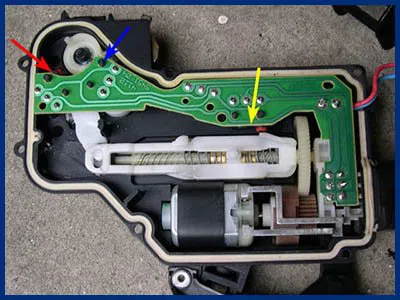 Advantage Locksmith Store Farmington, MI 248-385-2638 - 5-locks-repair